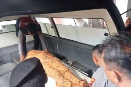 Polisi menyelidiki tewasnya seorang pria akibat tawuran di Kota Cirebon