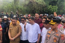 Pemkot Ambon minta masyarakat tak terprovokasi bentrok di Hunuth