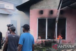Pemkot Ambon pastikan ganti rugi rumah terbakar akibat bentrok di Hunuth