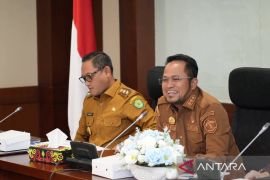 Gubernur Kaltim minta prioritas distribusi beras  ke pasar tradisional