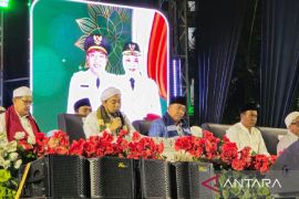 Situbondo dzikir selawat untuk wujudkan syukur 80 tahun kemerdekaan RI