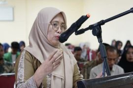 Keikhlasan Guru: Cahaya di tengah bayang-bayang stigma