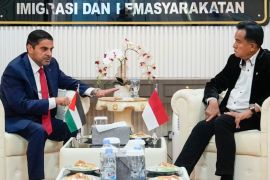 Yusril: Belum ada pembahasan amnesti untuk Immanuel Ebenezer