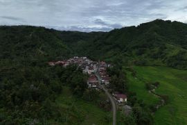 Desa Air Terjun Kerinci Jambi terima penghargaan Wana Lestari