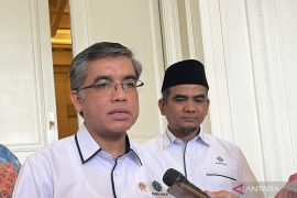 Menaker akan kaji permintaan kenaikan UMP 10,5 persen di 2026
