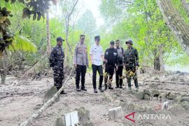 Pemindahan makam tentara Belanda di Pulau Sebuku dapat jadi daya tarik