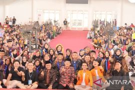 Wali Kota Jambi hadiri penutupan PKKMB 2025 FKIP Unja