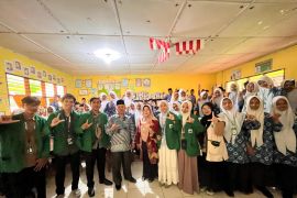 Mahasiswa KKN UINSU gelar seminar literasi berita di MTs Negeri 4 Langkat