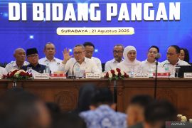 Menko Pangan pastikan serap 1.000 ton gula petani Lumajang