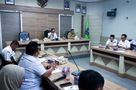 Sekda HSS pimpin rakor bahas persiapan bersholawat dan pesta rakyat