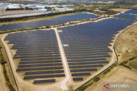 Jaguar Land Rover penuhi sepertiga energi dengan tenaga surya