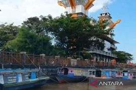 Siring Menara Pandang di Sungai Martapura jadi magnet pariwisata pusat kota