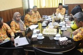 Sekda Ketapang tegaskan dana hibah harus diverifikasi ketat