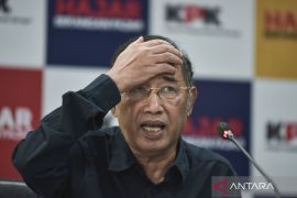 Penyidik KPK enggan panggil Gubernur Bobby, terkait dugaan korupsi proyek jalan di Sumut