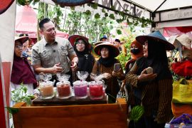 Menko IPK berikan pembekalan peduli lingkungan