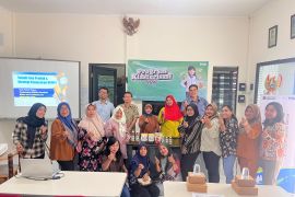 PNM Surabaya gelar pelatihan foto produk dan pemasaran online