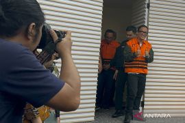 Jadi tersangka pemerasan, Wamenaker Immanuel Ebenezer langsung ditahan