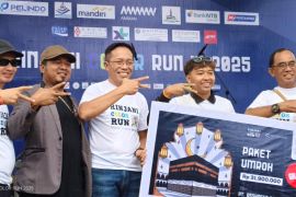 Mahasiswa UIN Mataram raih hadiah umrah di Rinjani Color Run 3 - 2025