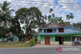 Pemprov Kepri berupaya tambah BTS guna atasi daerah lemah sinyal