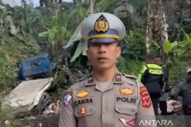 Rambu peringatan di titik rawan kecelakaan Jalan Bandung-Cianjur ditambah