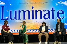 Cinta Laura ajak mahasiswa baru UC sadari masalah bangsa lewat wirausaha