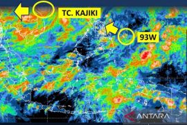 Waspada! BMKG deteksi 2 siklon tropis, satu berpotensi pengaruhi cuaca di RI