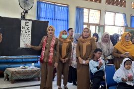 Cek Kesehatan Gratis  di sekolah pastikan siswa sehat