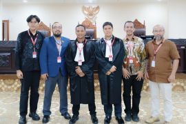 Setelah Mahasiswa dan Ormas, Kini Penerjemah Ramai-Ramai Ikut Gugat Undang-Undang Bahasa