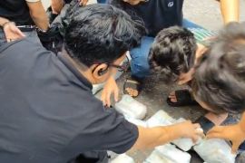 44 kg sabu gagal diselundupkan, polisi bekuk dua kurir jaringan internasional