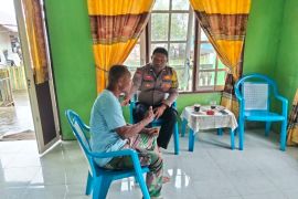 Lewat Bhabinkamtibmas, Polres Malteng perkuat kesadaran Kamtibmas lewat sistem rumah ke rumah