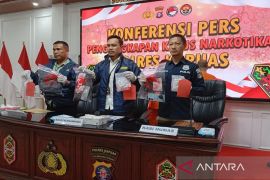 Polisi amankan 80,9 gram sabu dari pelaku kurir dan pengedar di Kapuas