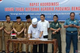 Gubernur Bengkulu minta kabupaten dan kota segera bentuk Tim GTRA