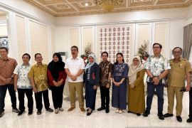 Maluku bentuk tim Percepatan Pembangunan Jalan Pesisir Teluk Ambon