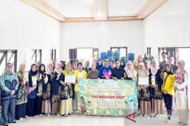 ULM beri latihan produksi detergen ramah lingkungan dari limbah nanas