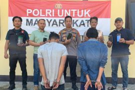 Polisi tangkap pencuri empat handphone milik mahasiswa KKN di Tanggamus