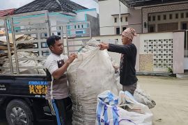 DLH gencarkan program bank sampah di Kotawaringin Barat