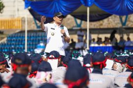 Gubernur Jateng:  Mahasiswa adalah masa depan investasi