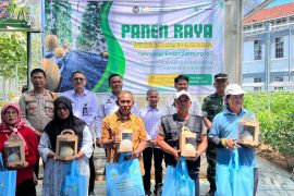 Lapas Sukamiskin panen 1,2 ton melon dorong kemandirian napi
