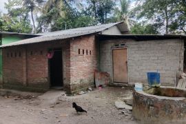 Lombok Tengah mulai kerjakan perbaikan rumah tak layak huni