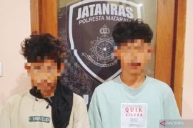 Dua remaja curi delapan karung beras hasil bobol gudang panti asuhan
