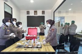 Polda Kepri tindaklanjuti informasi temuan MGB tidak higienis di Batam