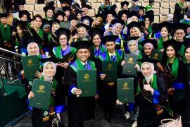 USU sukses gelar wisuda tertib dan berkesan, alumni apresiasi pencapaian dan kepemimpinan kampus