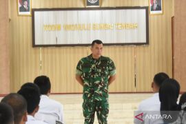 Dandim 1002/HST beri pengarahan peserta SPPI terkait MBG