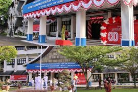 LLDIKTI Wilayah X gelar upacara peringatan HUT ke-80 RI