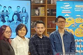 Dokter jelaskan beda manfaat baca buku dengan "scrolling" media sosial