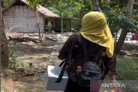 Dinkes Pamekasan lakukan imunisasi campak dengan layanan jemput bola