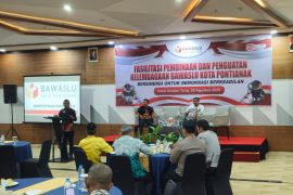Bawaslu Pontianak gelar fasilitas pembinaan dan penguatan kelembagaan untuk demokrasi berkeadilan