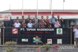 Wabup Paluta minta PTTN tingkatkan investasi dan buka lapangan kerja baru