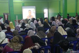 Legislator Ade Rezki dan BPJS edukasi warga Agam Program JKN