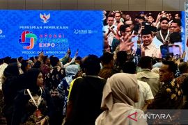 Presiden Prabowo resmikan Apkasi Otonomi Expo 2025 di ICE BSD